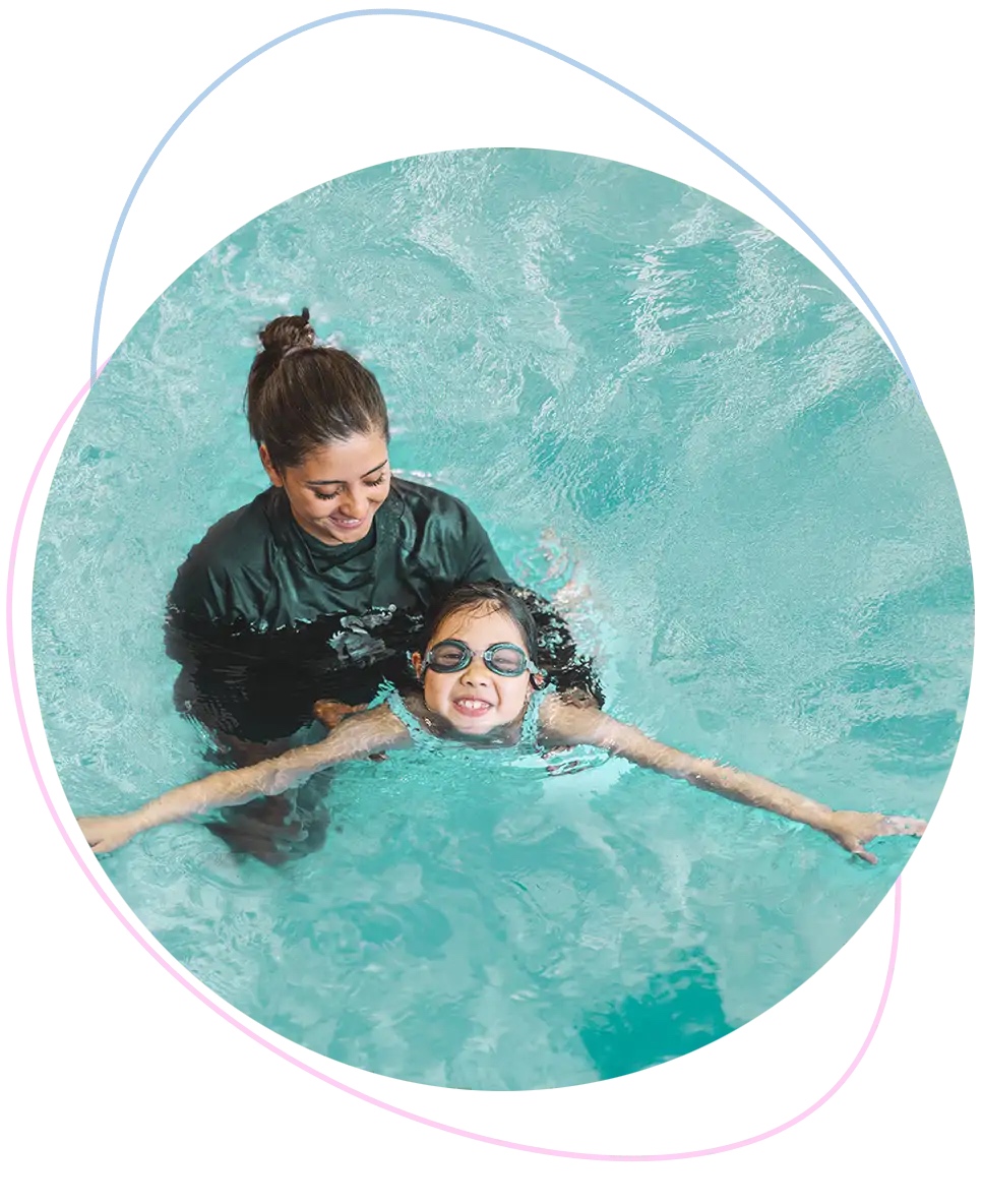 Nereids swim teacher girl breaststroke float confidence during private swimming lessons in Sydney